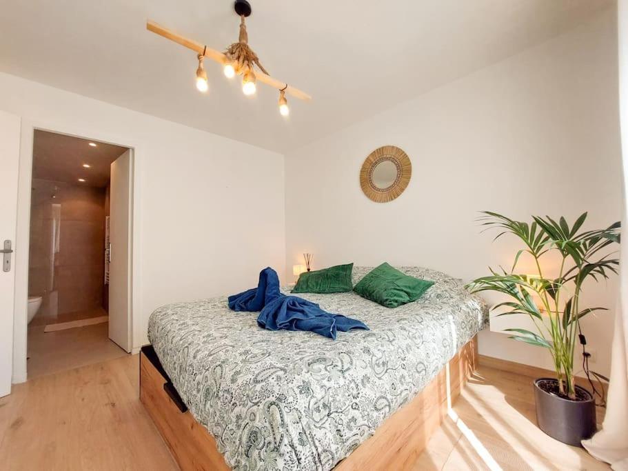 T2 Cosy Toulon, Proche Plage Экстерьер фото